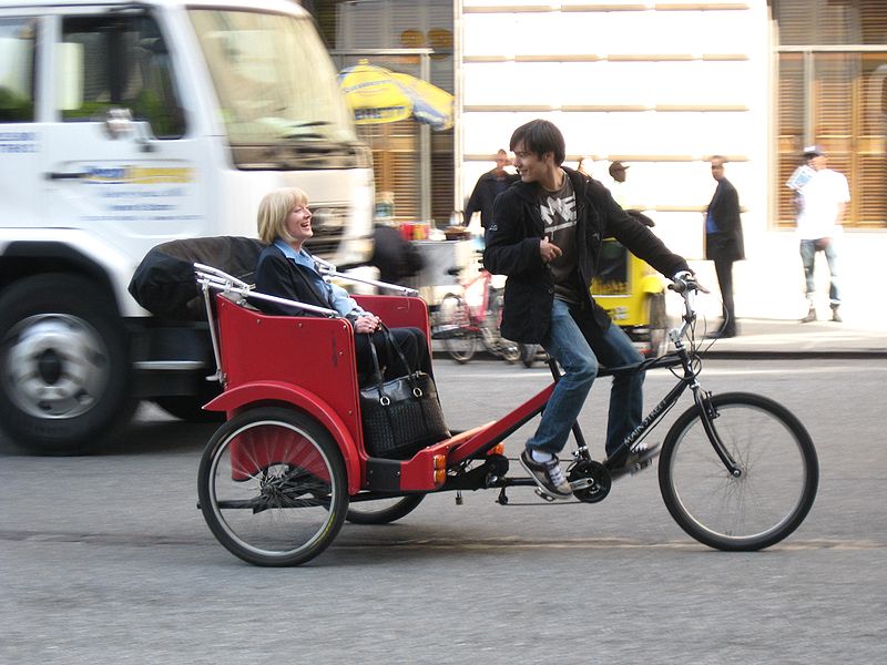 800px-pedicab7av59jeh.jpg