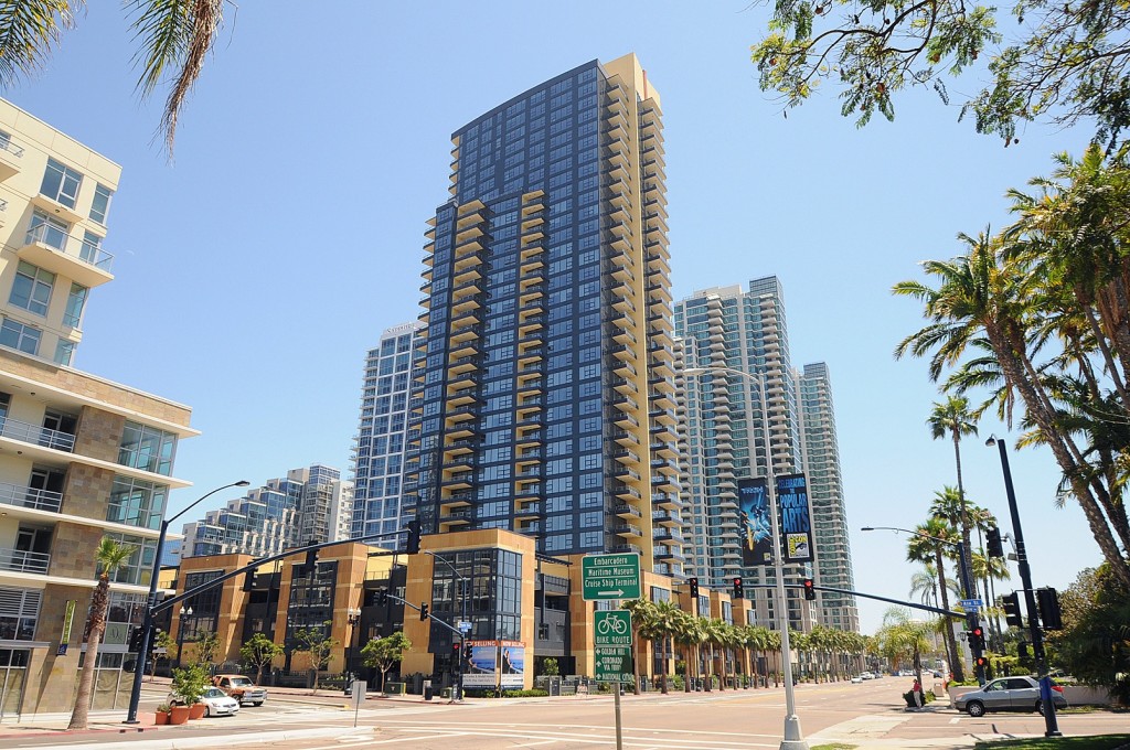 Downtown_san_diego_condo